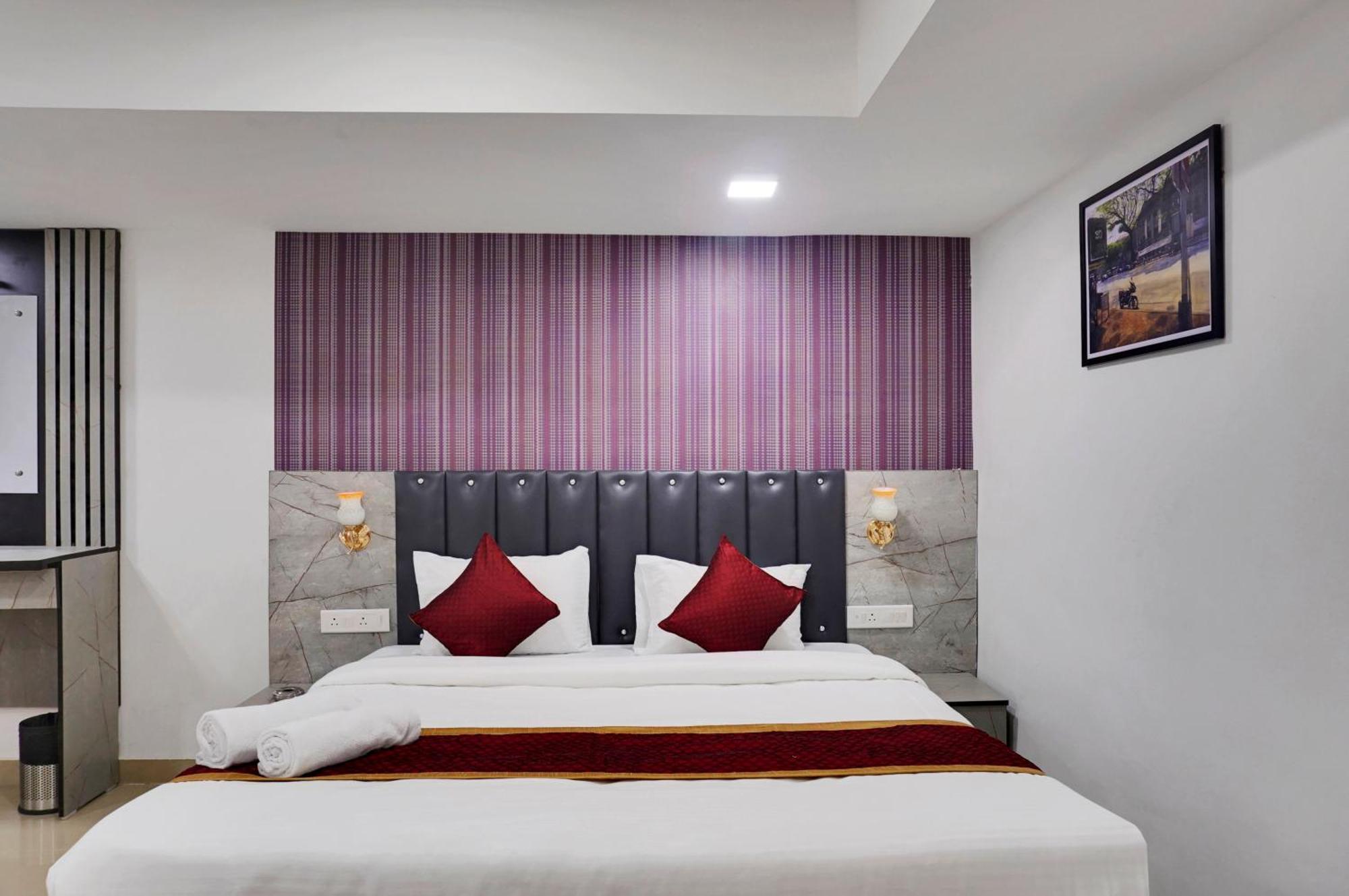 Hotel Orchard Park Pune Eksteriør billede